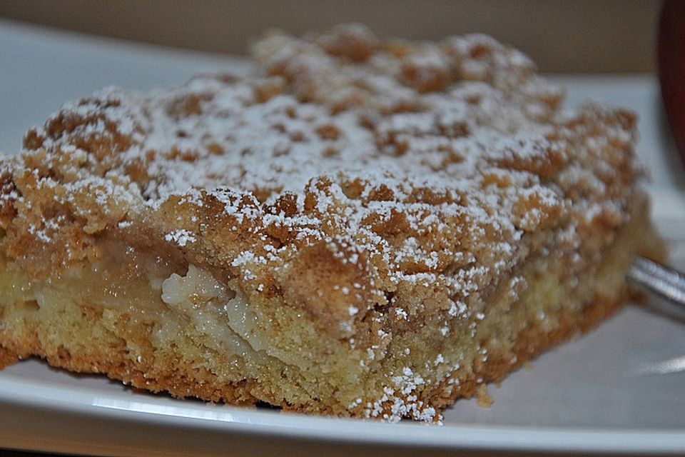 Apfelkuchen mit Streuseln