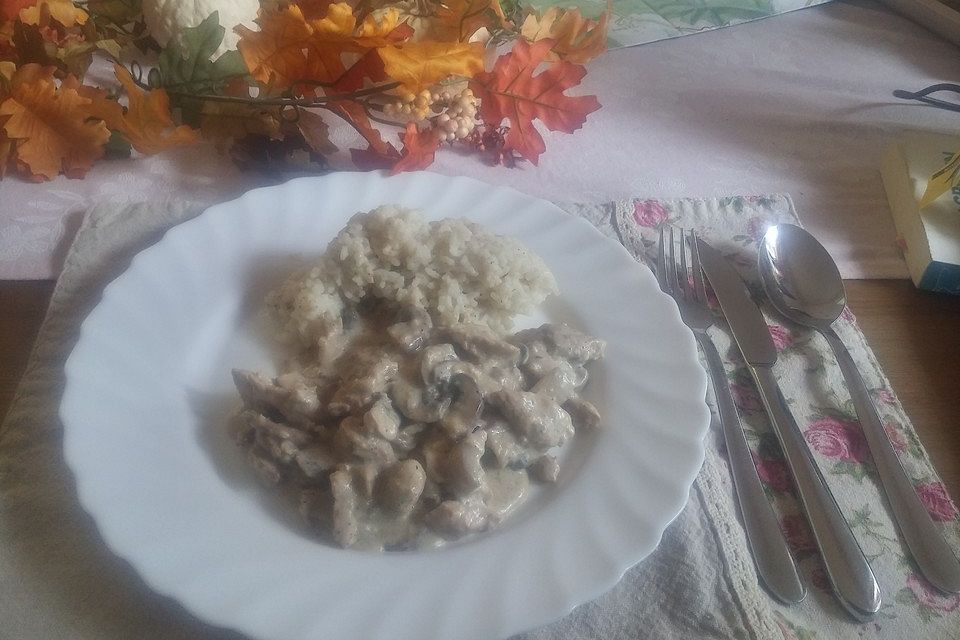 Champignon-Rahmsauce mit Weißwein