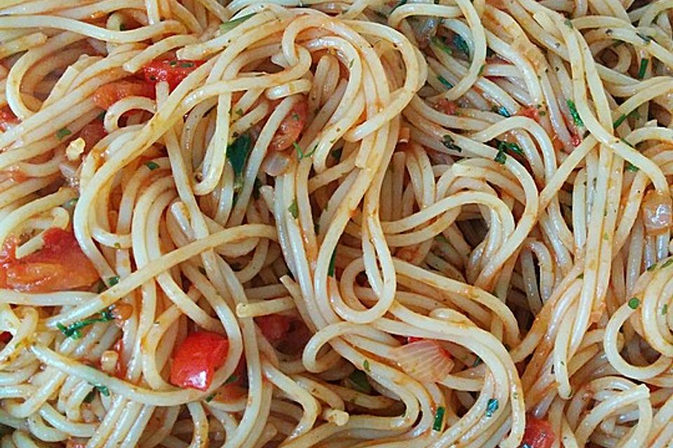 Mangold-Gemüse-Spaghetti