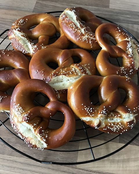 Laugenbrezel Rezepte | Chefkoch