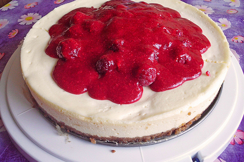 New York Cheesecake mit Himbeeren