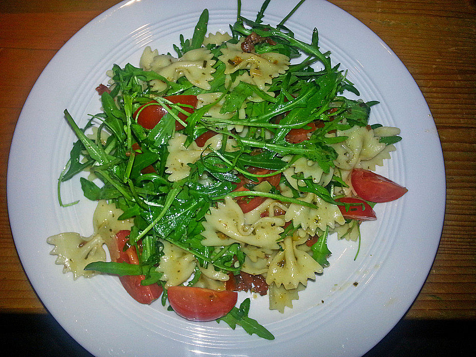 Italienischer Nudelsalat mit Rucola - Kochen Gut | kochengut.de