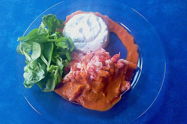 Ziegenfrischkäse mit Flußkrebsen und Paprikasauce von Kochskater| Chefkoch