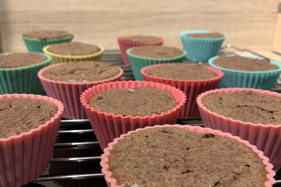 Oreo Chocolate Cheesecake Muffins