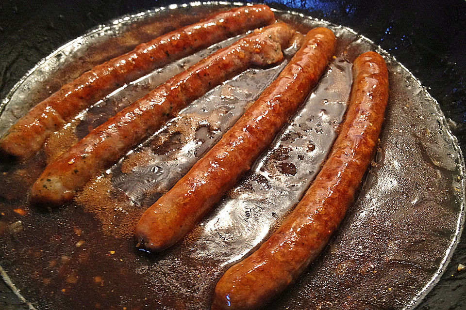 Bratwurst in Bier