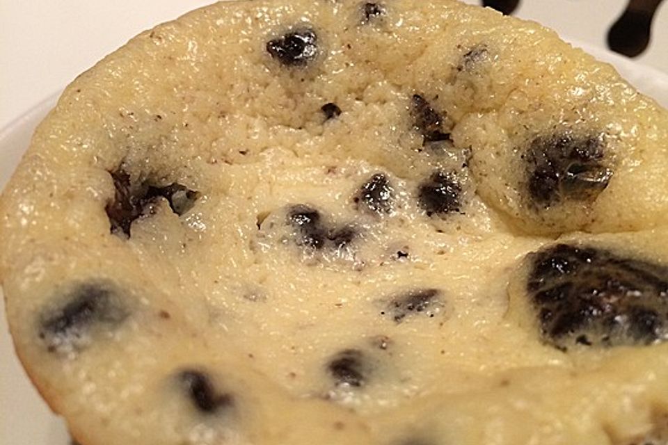 Cookies and Cream Cheese Cupcakes