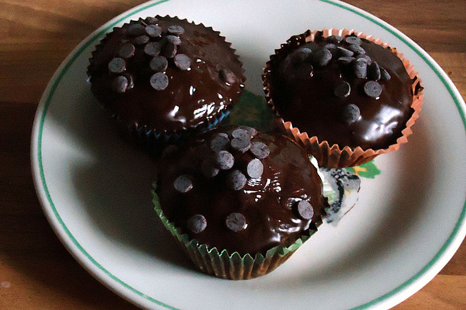 Schoko-Walnuss-Muffins mit Aprikosen