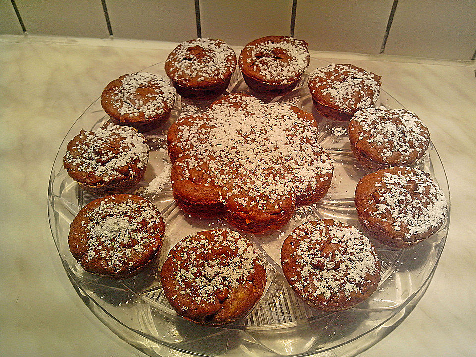 Schoko-Walnuss-Muffins mit Aprikosen von Betty4862| Chefkoch