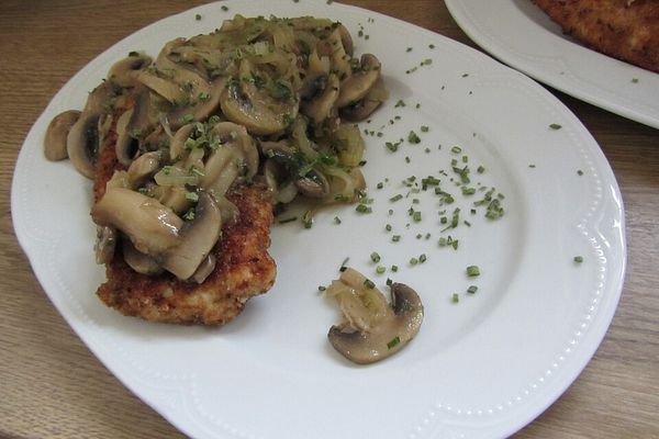 Frische Champignons mit Zwiebeln gebraten von rosenmarilis | Chefkoch
