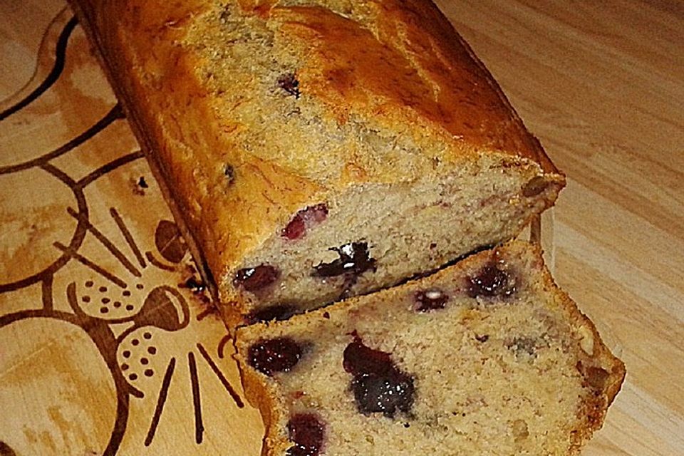 Vegan Blueberry Banana Bread