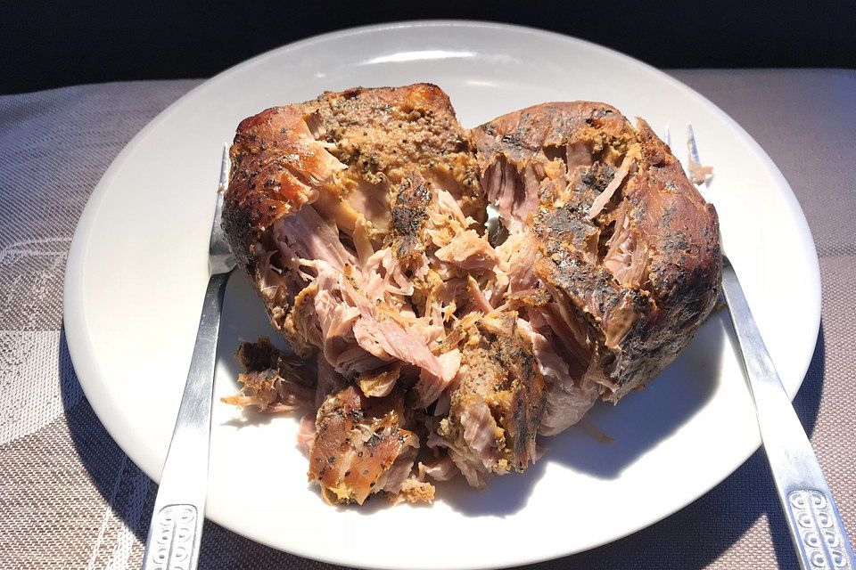 Pulled Pork, zarter Schweinebraten aus dem Ofen - fast original, nur ohne Grill