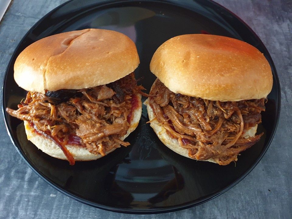 Pulled Pork, zarter Schweinebraten aus dem Ofen - fast original, nur ...