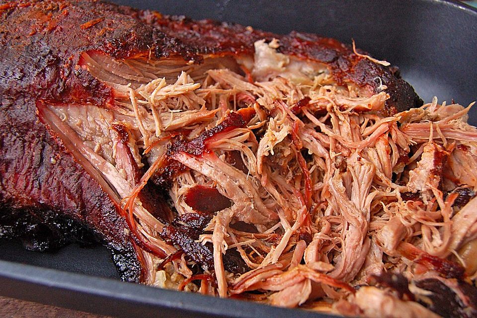 Pulled Pork, zarter Schweinebraten aus dem Ofen - fast original, nur ohne Grill