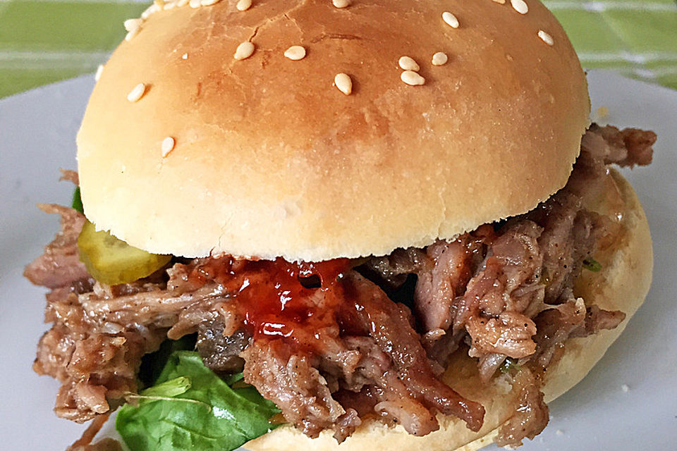 Pulled Pork, zarter Schweinebraten aus dem Ofen - fast original, nur ohne Grill