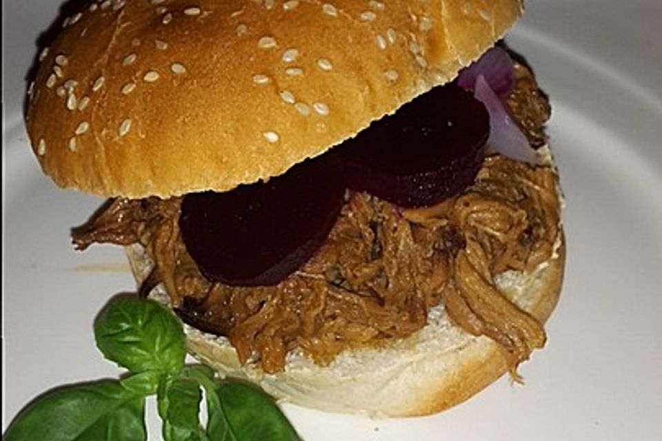 Pulled Pork, zarter Schweinebraten aus dem Ofen - fast original, nur ohne Grill