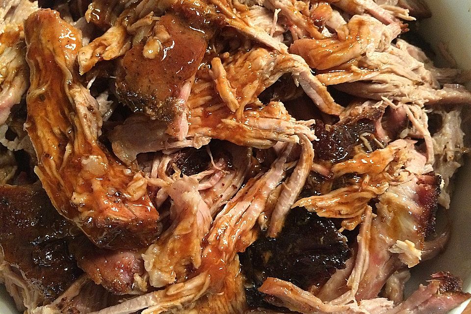 Pulled Pork, zarter Schweinebraten aus dem Ofen - fast original, nur ohne Grill