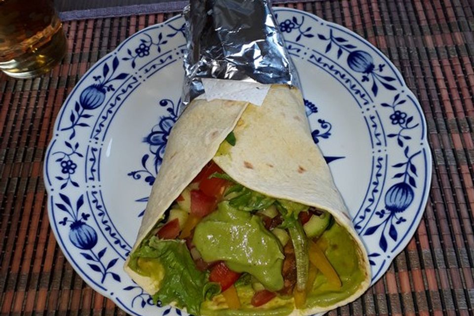 Wraps mit Putenbrust und Avocado