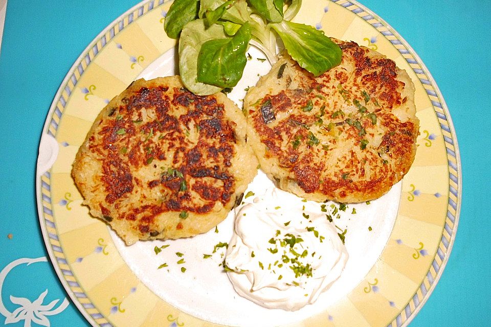 Kartoffel-Sauerkraut-Bratlinge vegetarisch