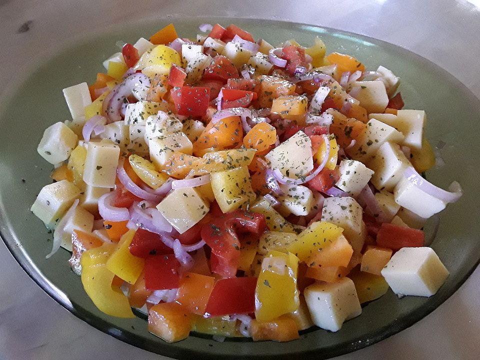 Paprika - Käse - Salat von isis2179 | Chefkoch