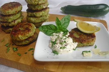 Travelamigos griechische Zucchinibratlinge mit Käse
