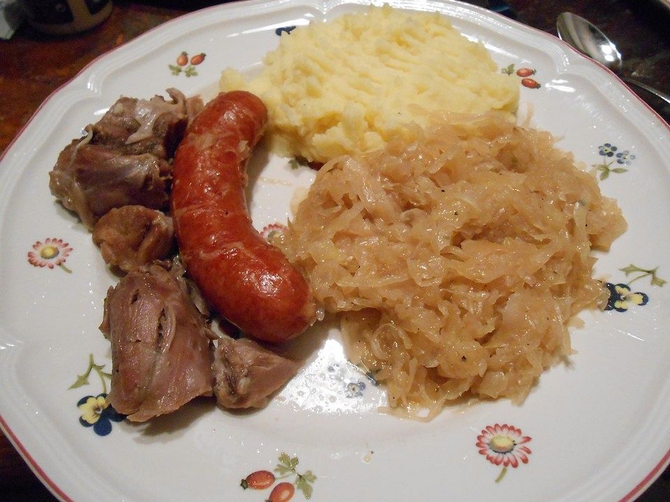 Ananas-Sauerkraut mit Kartoffelpüree von Soloman| Chefkoch