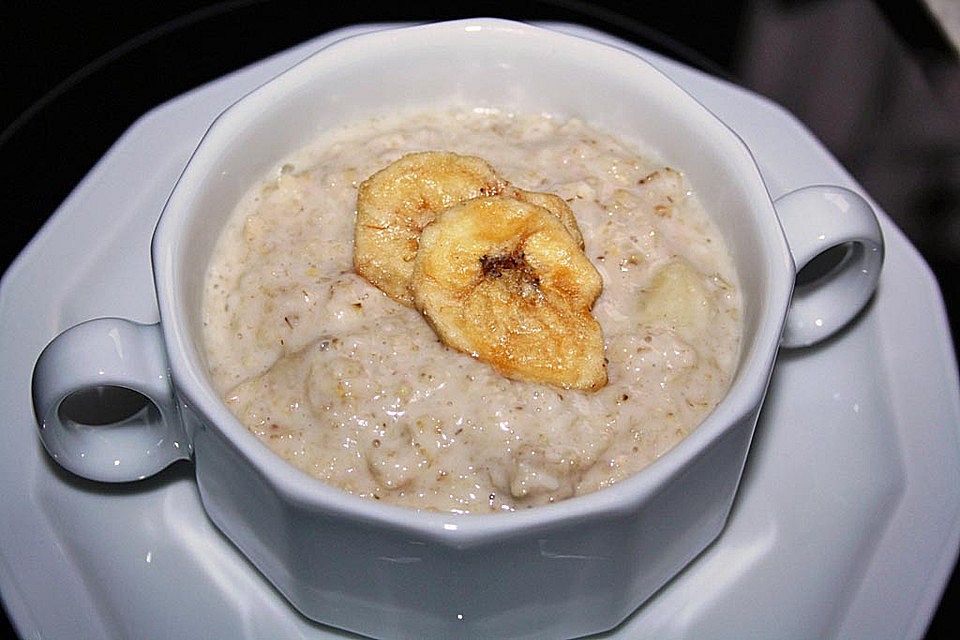 Bananen-Kokos-Porridge