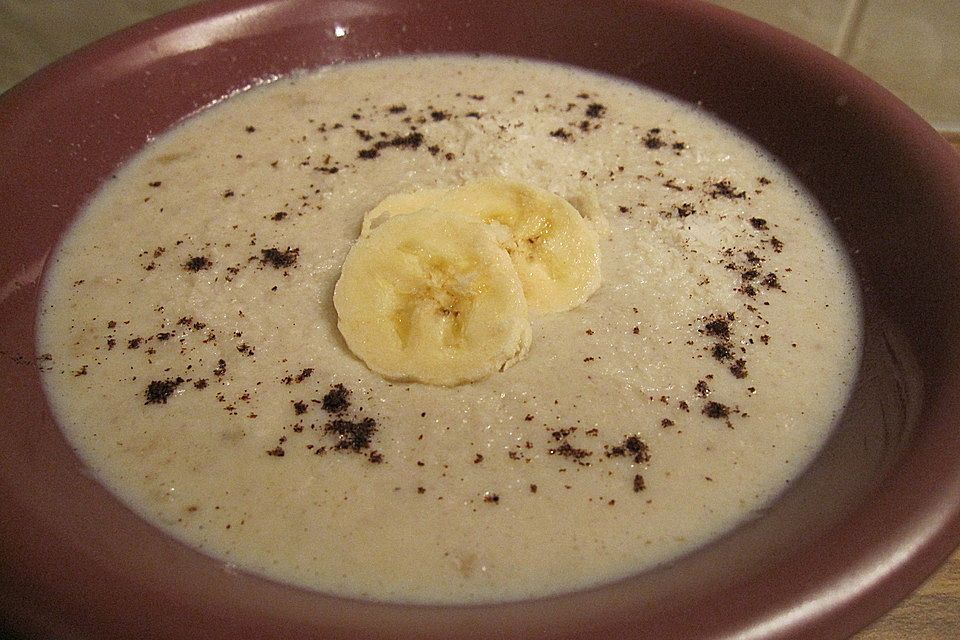 Bananen-Kokos-Porridge