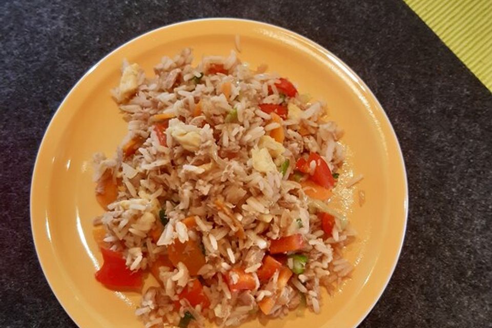 Gebratener Reis mit Thunfisch