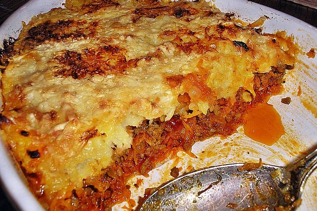 Würziger Auflauf mit Hackfleisch, Möhren und Kartoffelbrei von dbartel ...
