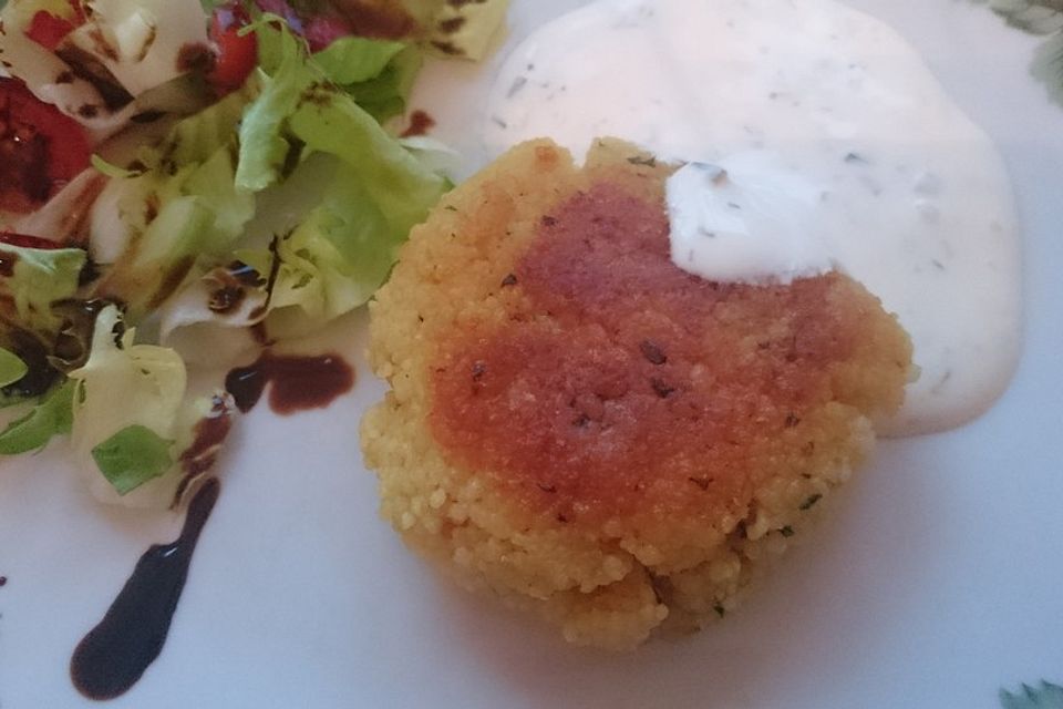 Couscous-Bratlinge mit Käse Couscous-Bratlinge mit Käse