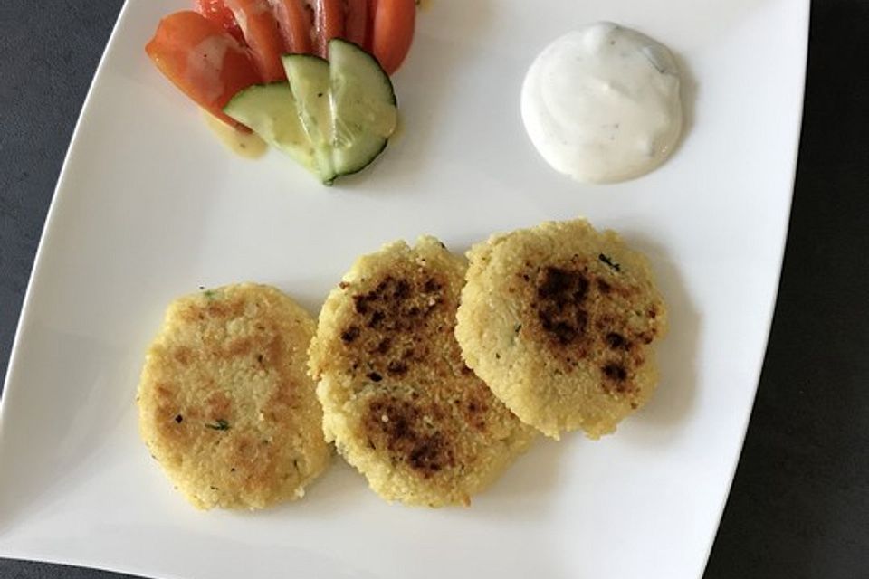 Couscous-Bratlinge mit Käse Couscous-Bratlinge mit Käse
