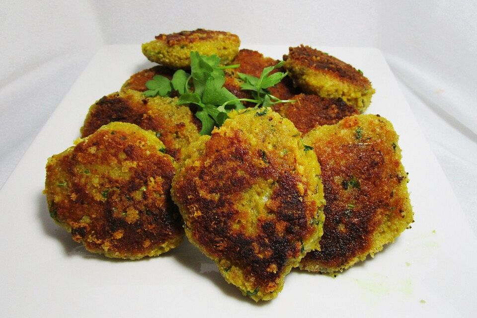 Couscous-Bratlinge mit Käse Couscous-Bratlinge mit Käse