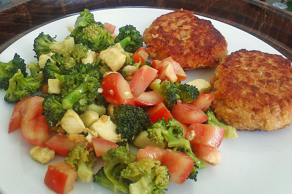 Couscous-Bratlinge mit Käse Couscous-Bratlinge mit Käse