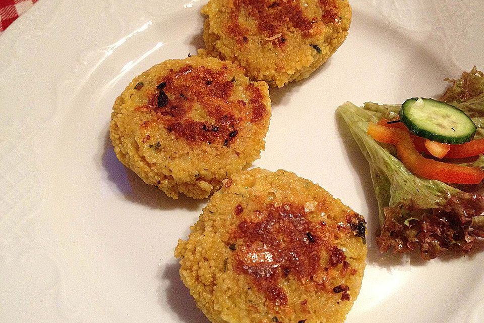 Couscous-Bratlinge mit Käse Couscous-Bratlinge mit Käse