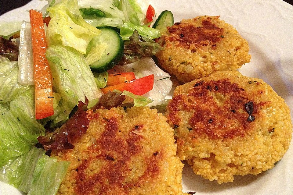 Couscous-Bratlinge mit Käse Couscous-Bratlinge mit Käse