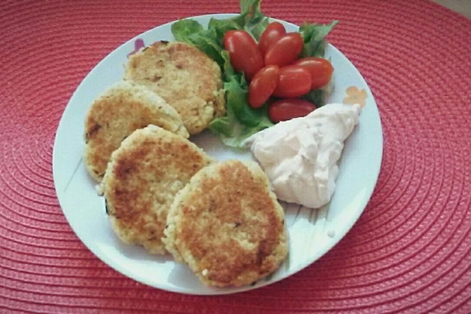 Couscous-Bratlinge mit Käse Couscous-Bratlinge mit Käse