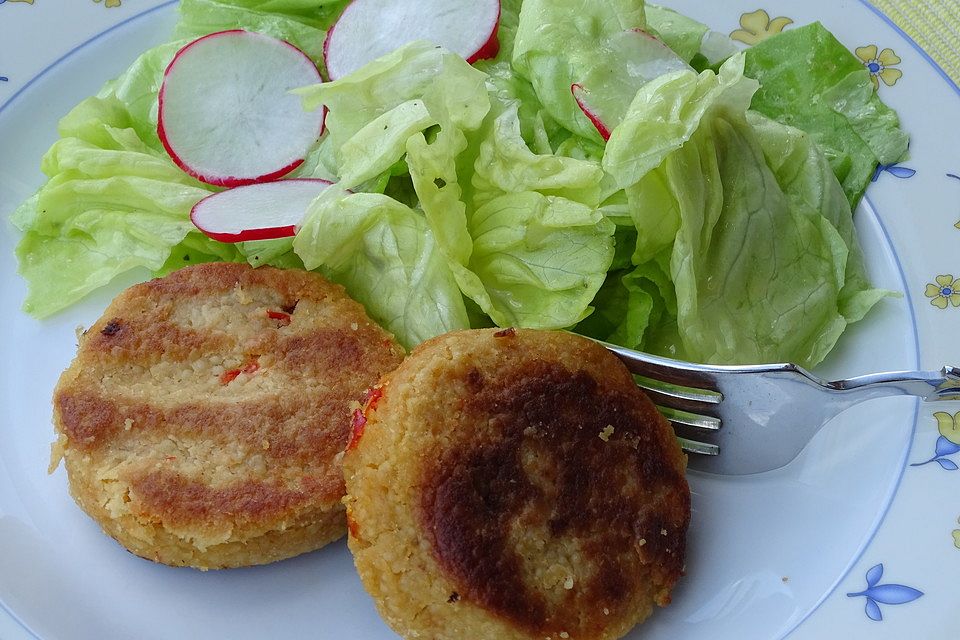 Couscous-Bratlinge mit Käse Couscous-Bratlinge mit Käse
