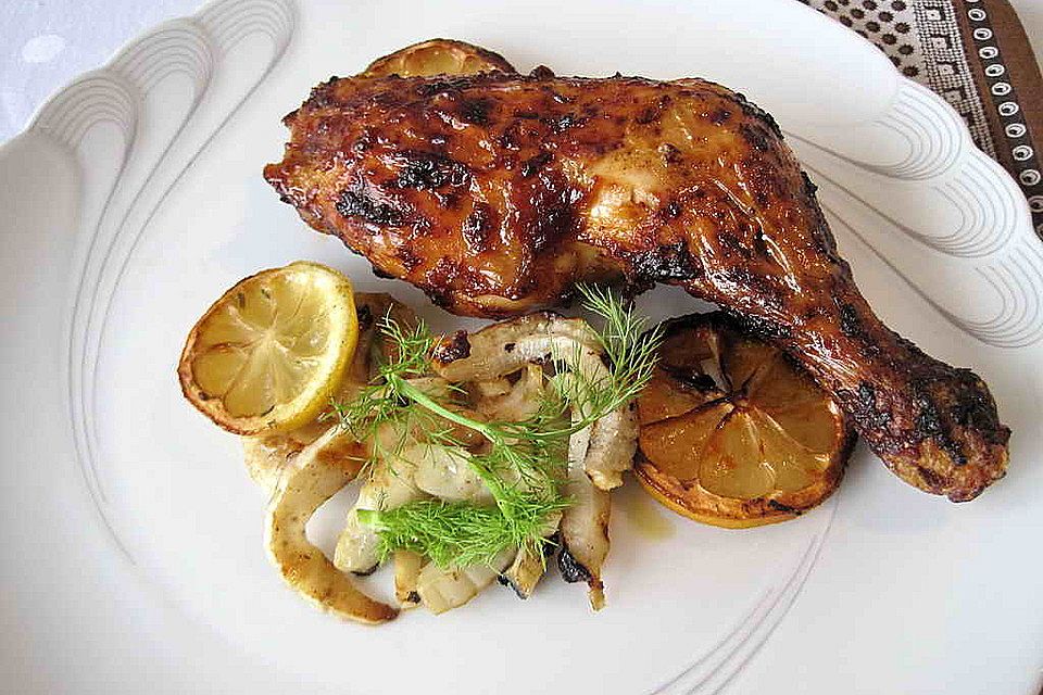 Zitronige Hähnchenkeulen mit gebackenem Fenchel