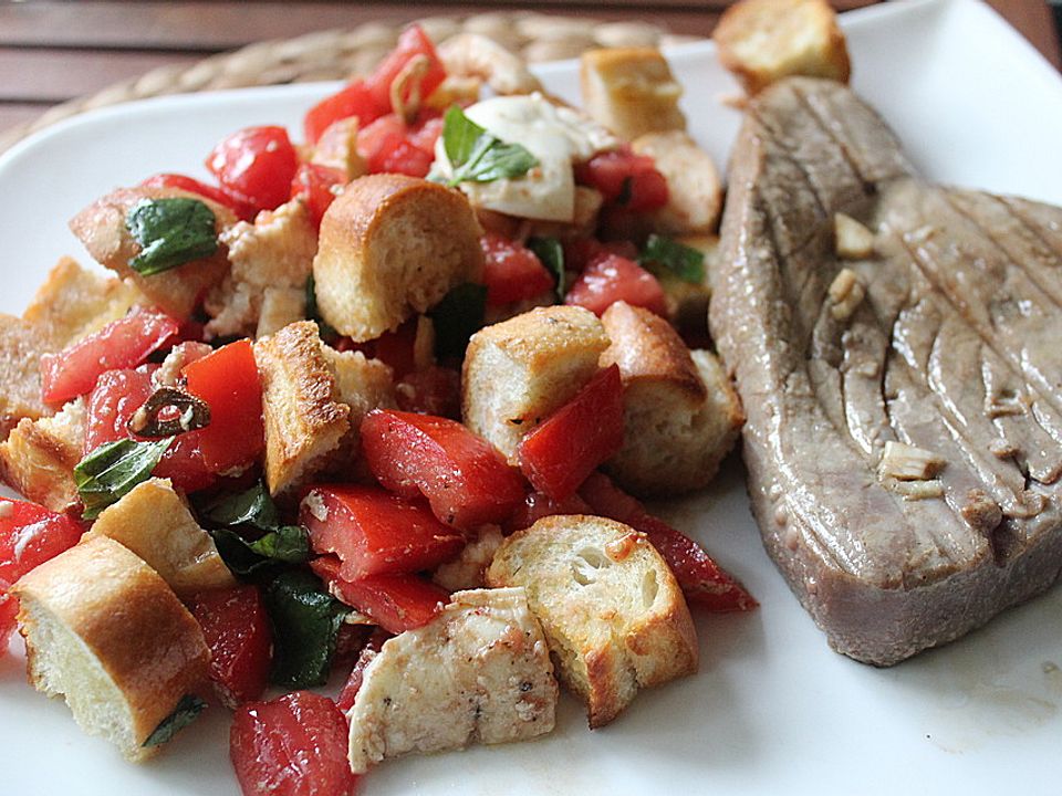 Tomaten-Ciabatta-Mozzarella-Salat von froggi | Chefkoch