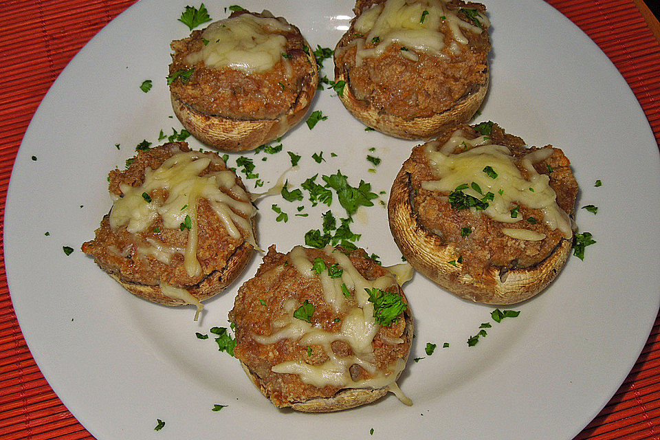 Gefüllte Champignons mit Hackfleisch