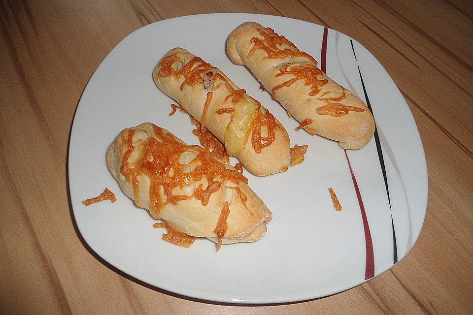 Käsebrötchen mit Füllung