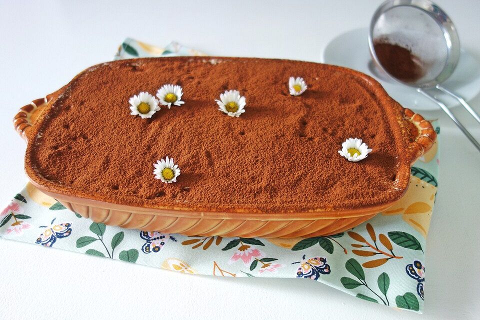 Flowers Tiramisu mit Mandel-Likör