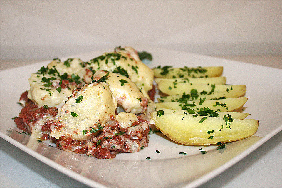 Blumenkohl-Corned Beef Auflauf