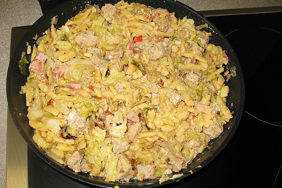 Spätzle mit Rahmwirsing