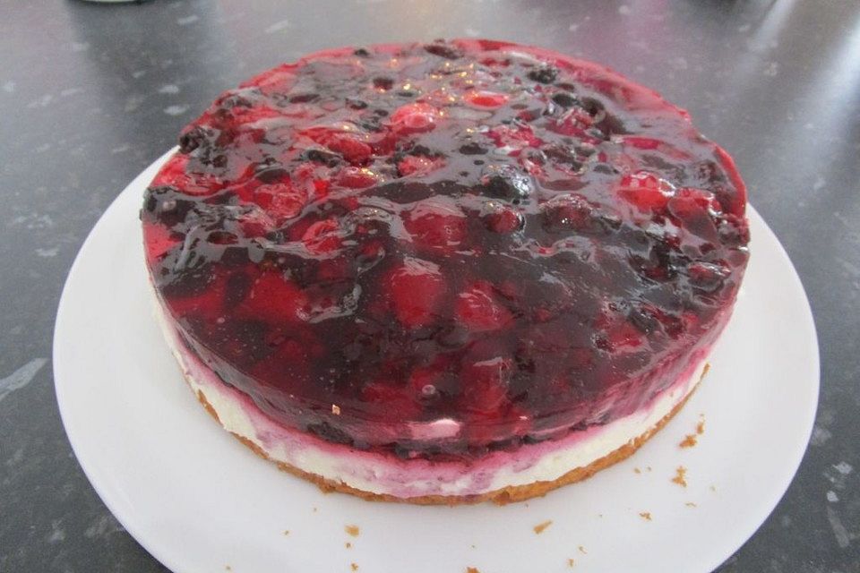 Beeren-Frischkäse-Torte