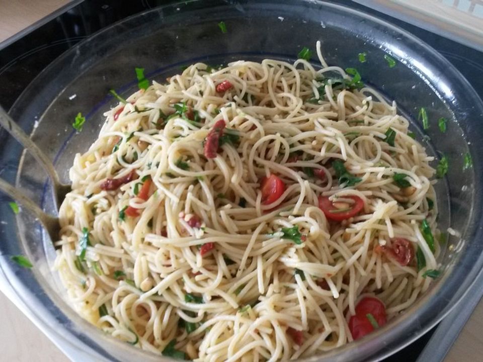 Spaghettisalat mit Kirschtomaten und Rucola von TinaSchmid84| Chefkoch