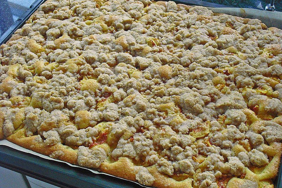 Pfirsich - Streusel Kuchen vom Blech