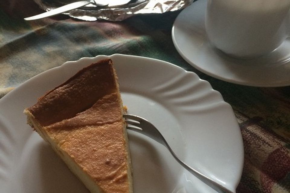 Käsekuchen aus Grieß und Quark mit Mandarinen