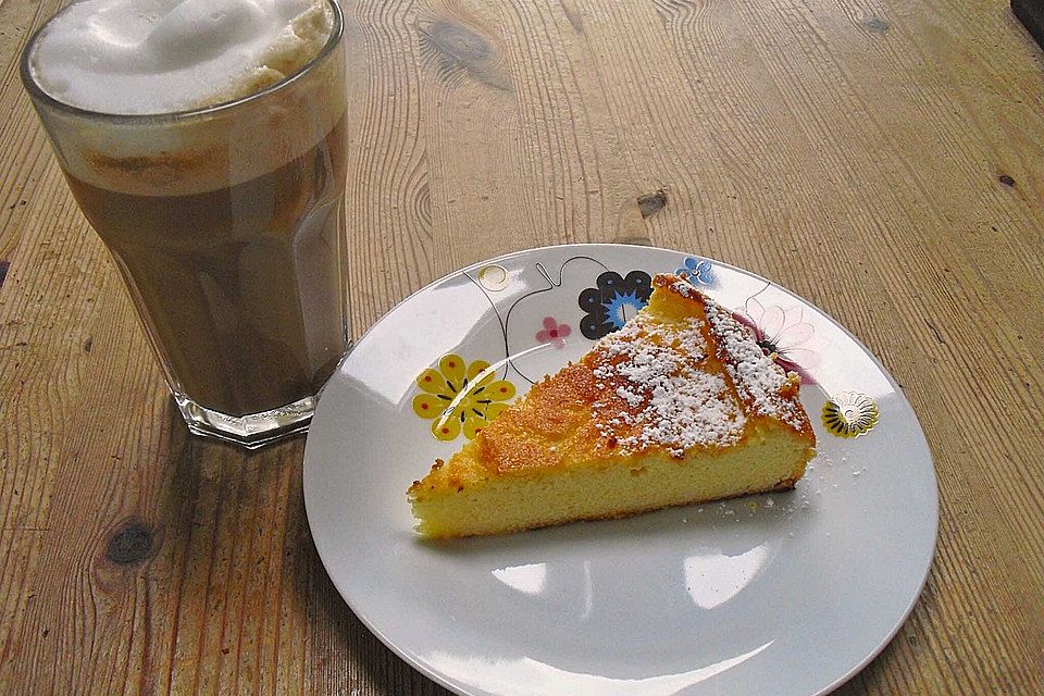 Käsekuchen aus Grieß und Quark mit Mandarinen