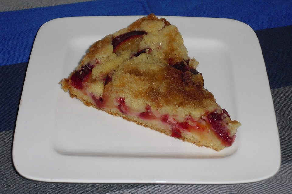 Zwetschgenkuchen mit Streuseln